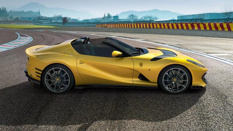 Ferrari 812 Superfast I (F152)