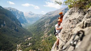 actief_frankrijk_alpen_eygliers_camping-domaine-des-iscles_buffel-outdoor_alpinisme_via-ferrata_c (2)