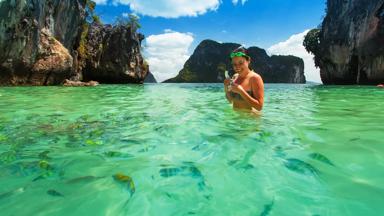 thailand_krabi_snorkelen_vissen_reiziger_vrouw_b.jpg