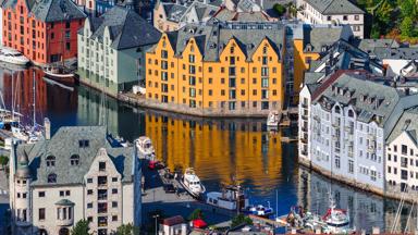 noorwegen-more-og-romsdal_alesund_shutterstock