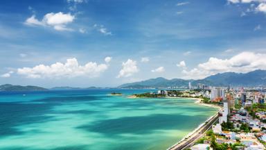 Vietnam_Khanh-Hoa_Nha-Trang_Boulevard_Cho-Dam-markt_stranden