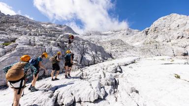 activiteit_slovenie_camping-radovljica_buffel-outdoor_bergbeklimming-naar-top-triglav_h (1)