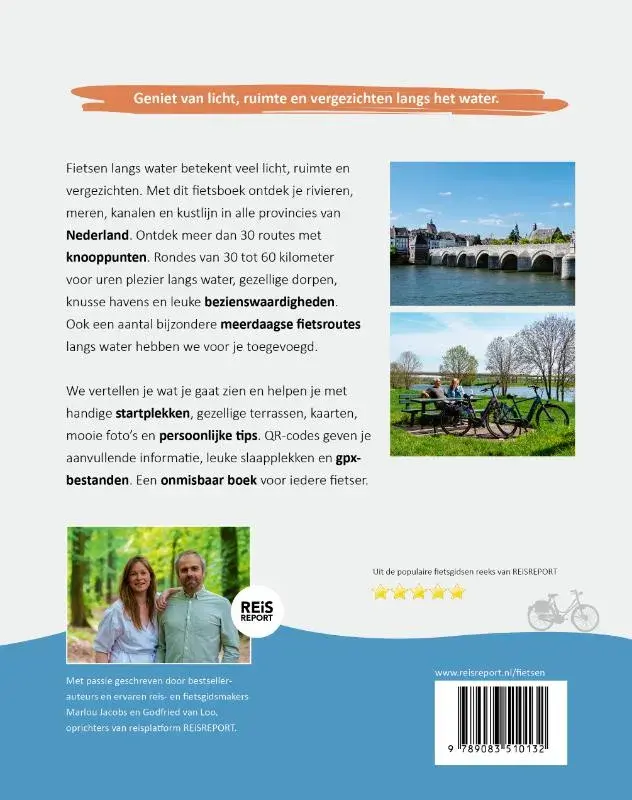 Fietsen langs het water in Nederland