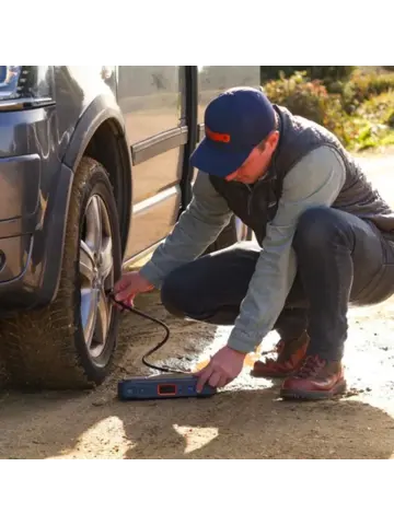 De NEBO Ultimate Jumpstarter