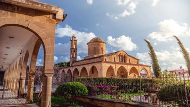 cyprus_nicosia_morphou_agios-mamas_klooster_shutterstock