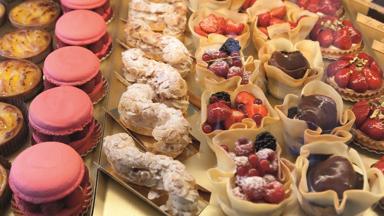 frankrijk_ile-de-france_parijs_patisserie_macaron_gebak_eten_specialiteit