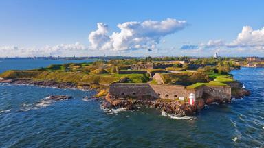 finland_helsinki_suomenlinna-fort_getty