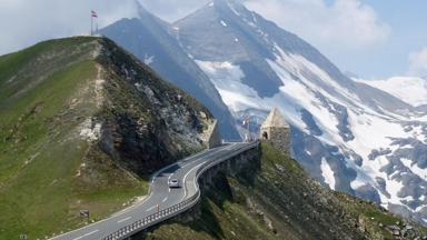 oostenrijk_hohe-tauern_alpen_grossglockner_hochalpenstrasse_bergen_weg_pixabay.jpg
