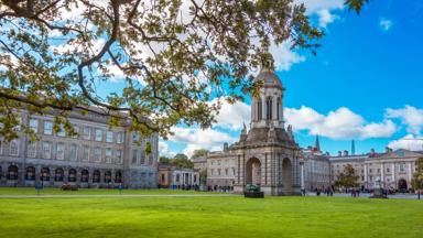 ierland_county-dublin_dublin_trinity-college_universiteit_shutterstock_1190111185