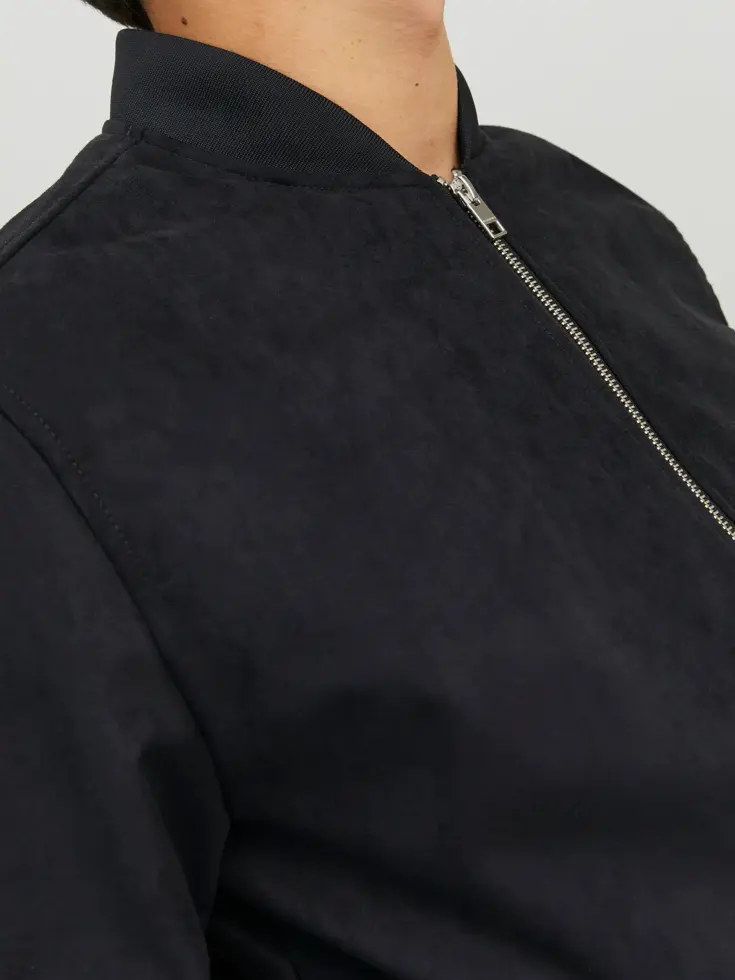 Heren Tano Bomber