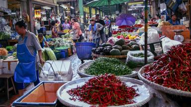 thailand_bangkok_chatuchak-market_eten-mensen_pixabay.jpg