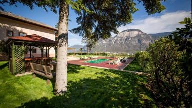 Hotel_Italie_Zuid-Tirol_Trentino_Hotel_Magre_tuin1_a