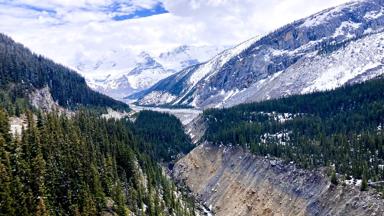 icefields parkway alberta canada glaciar skywalk uitzicht