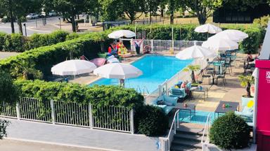 Frankrijk_Reims_Hotel_Mercure_Reims_Parc_Des_Expositions_Zwembad
