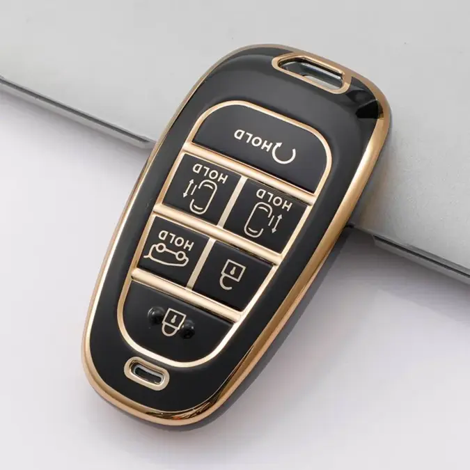 Dutch Shield Sleutelhoesje  Hyundai goud E6