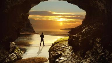 ierland_county_donegal_bundoran_strand_grot_zonsondergang_tourism_ireland