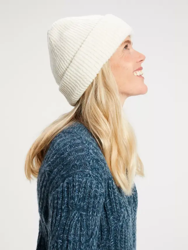 Briona - Muts - Human Nature