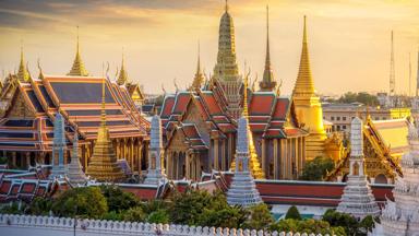 thailand_bangkok_grand-palace_wat-phra-keaw_koninklijk-paleis_shutterstock_375300475