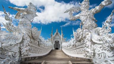 thailand_chiang-rai_witte-tempel_wat-rong-khun_9_b