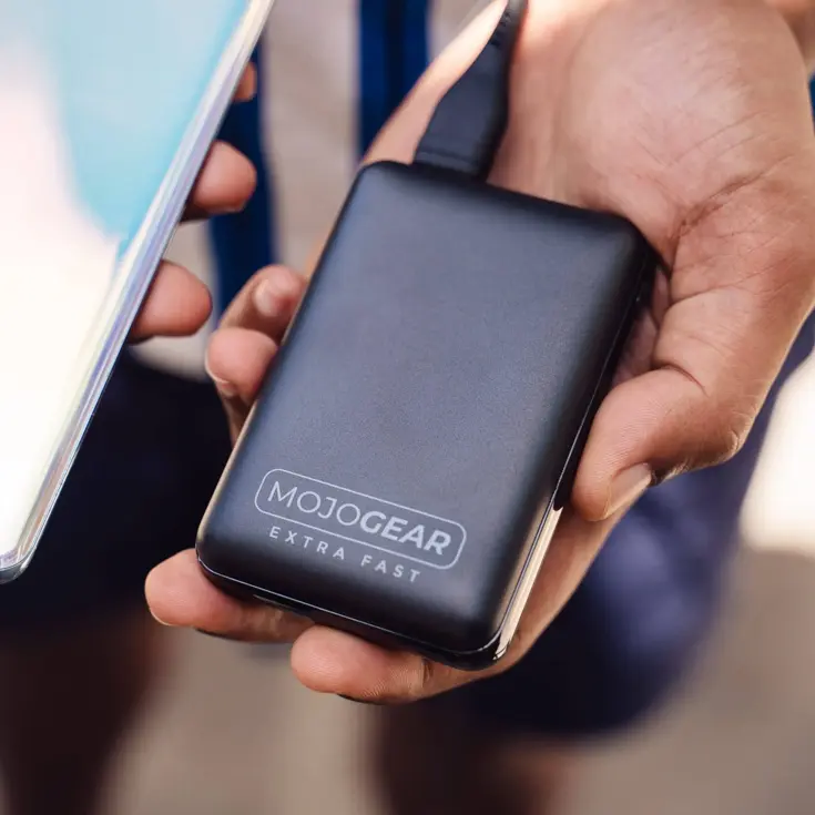 Mini Extra Fast Powerbank 10.000 mAh – 3 poorten
