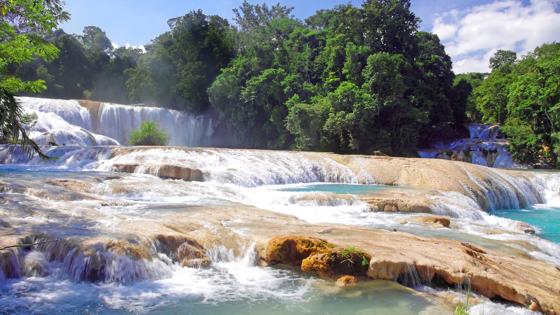 mexico_agua azul_waterval2_b.jpg