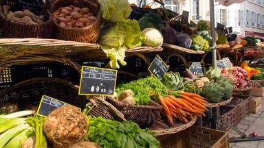 sfeer_frankrijk_bourgogne_beaune_markt_copyright_alain_doire_bourgogne-franche-comte-tourisme