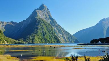 nieuw-zeeland_zuidereiland_milford-sound_fjord_bergen_b