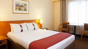 belgie_gent_holiday-inn-gent-expo_tweepersoonskamer-doublebed