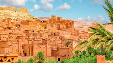 marokko_souss-massa-daraâ_ait-ben-haddou_fly-drive-marokko_kasbah-ait-ben-haddou_atlasgebergte_huizen_shutterstock