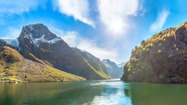 noorwegen_vestland_sognefjord_fjord_bergen_shutterstock_651104806