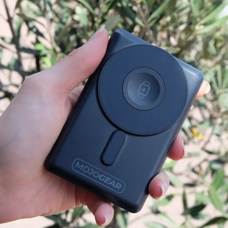MOJOGEAR 3-in-1 MagSafe Smartwatch Powerbank