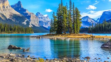 canada_maligne-lake_spirit-island_landschap_b.jpg