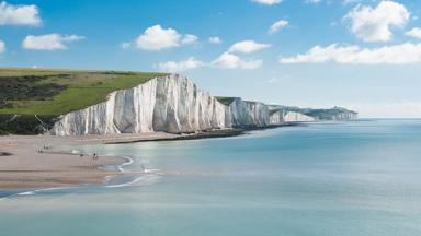 engeland_east-sussex_dover_white-cliffs_kliffen_zee_strand_shutterstock_345342149