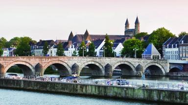 Nederland_Limburg_Maastricht_Sint Servaasbrug_a