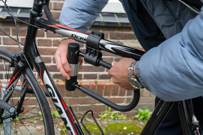 Voltano beugelslot ART4 met framehouder