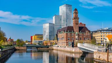 zweden_malmo_skyline_shutterstock_1530186464