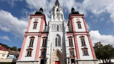 oostenrijk_stiermarken_mariazell_basiliek_kerk_GettyImages-116379070