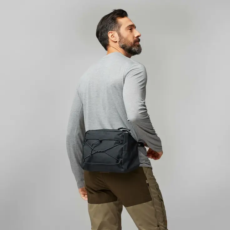 Fjallraven Kajka 65 S/M coal black
