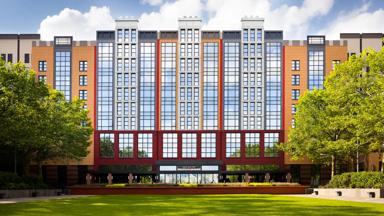 frankrijk_parijs_disneyland_paris_hotel_new_york_the_art_of_marvel (9)