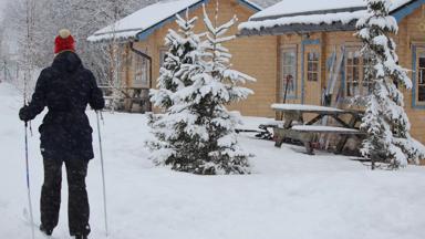 hotel_zweden_malung_camping-yttermalung_winter_langlaufen_hutjes