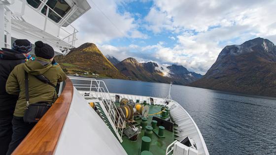 cruise_noorwegen_hurtigruten_aandek_jØrjanBertelsen