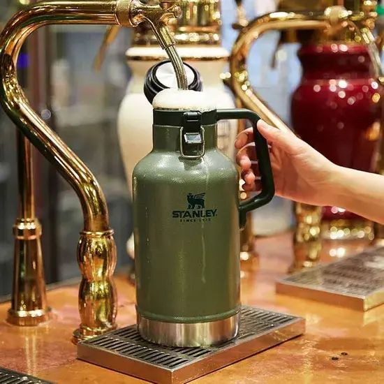 Stanley Growler - Thermosfles groen