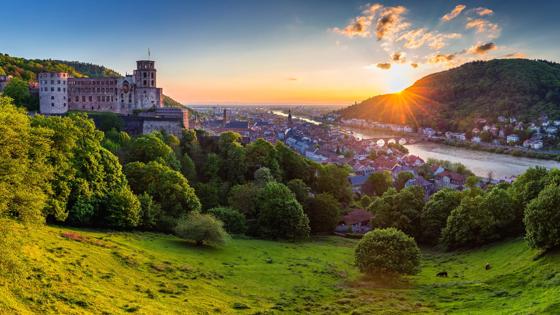 duitsland_baden-wurttemberg_heidelberg_kasteel_rivier_zonsondergang_shutterstock_717668611