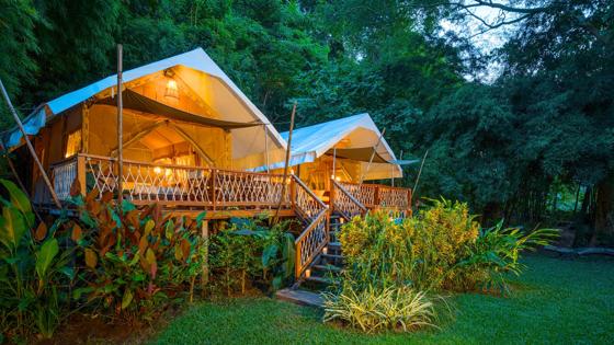 Thailand_Kanchanaburi_Hin_Tok_River_Camp_Hotelkamer_Exterieur