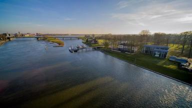 hotel_overijssel_deventer_pillows-luxury-boutique-hotel_luchtfoto_01