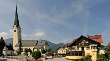Oostenrijk_Kirchbichl_Gasthof_Schroll_Rondom_Hotel