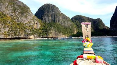 thailand_koh-phi-phi_maya-bay_boot_krijtrotsen_4_f.jpg