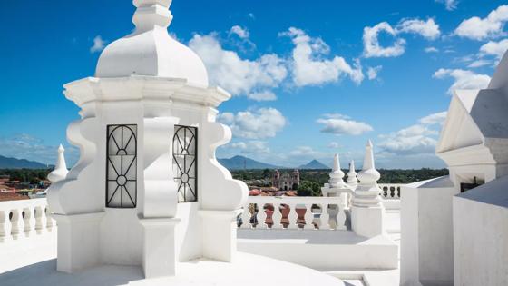 nicaragua_leon_witte-kathedraal_shutterstock_1158833515.jpg
