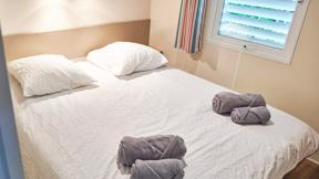 Frankrijk-Provence-Volonne-Camping-Sunelia-Hippocampe-Driekamerstacaravan-Cottage-Loisir-Confort-32m2 (4)