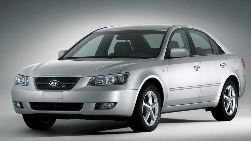 Hyundai Sonata IV